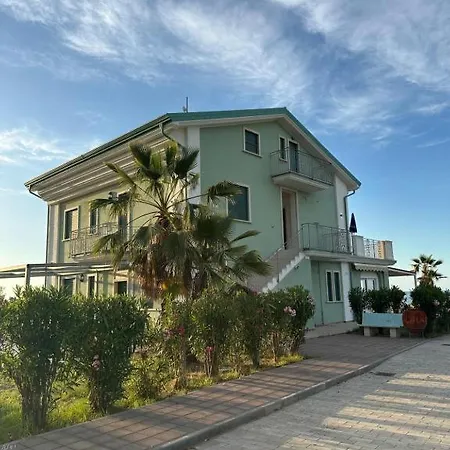 House Sea Апартаменты *
